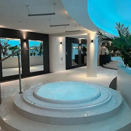 Appartamento Diamond Class Hanza Tower