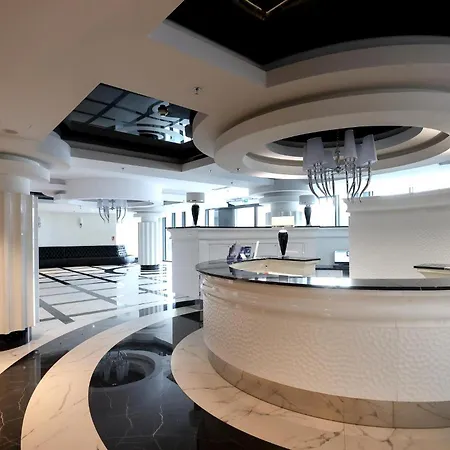 Apartment Diamond Class Hanza Tower *